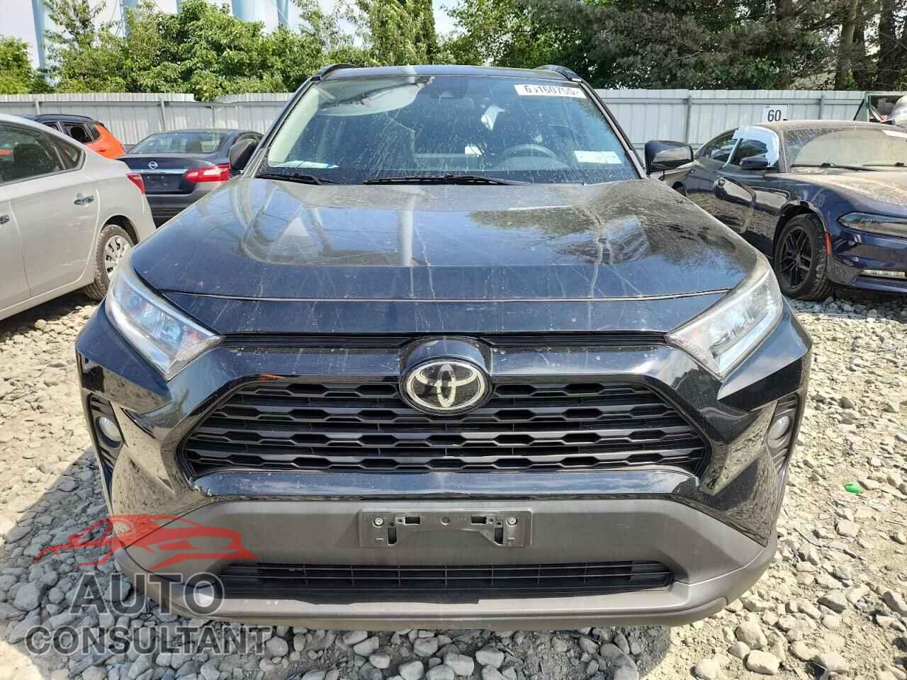 TOYOTA RAV4 2019 - JTMP1RFVXKD017922