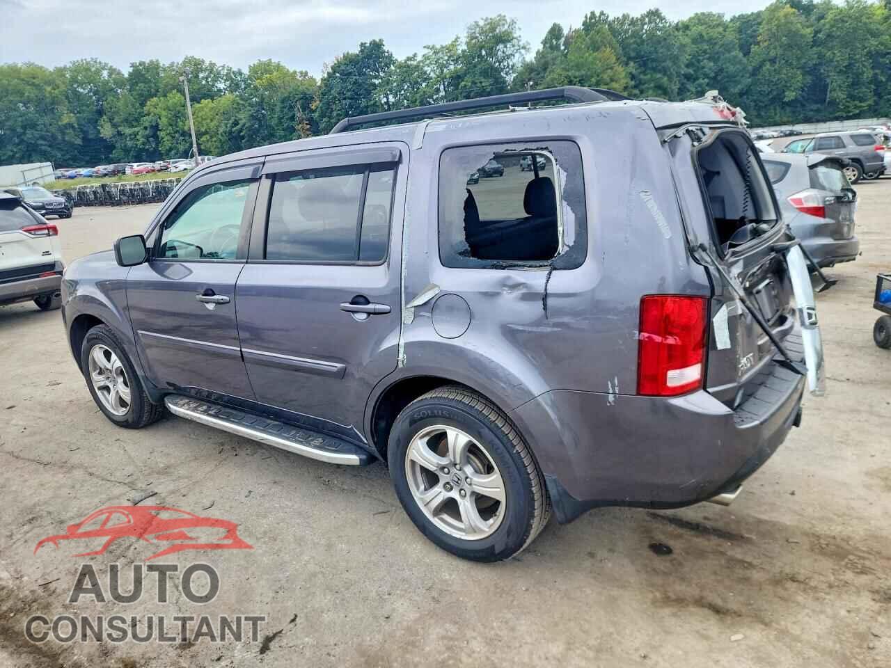 HONDA PILOT 2015 - 5FNYF4H77FB051385