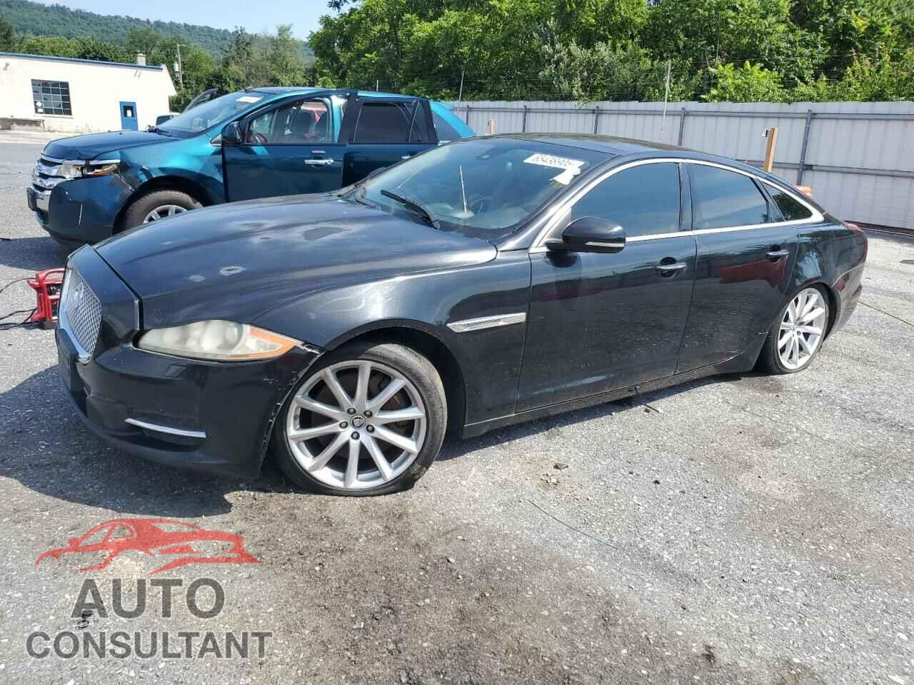JAGUAR XJ 2011 - SAJWA1CB1BLV04571
