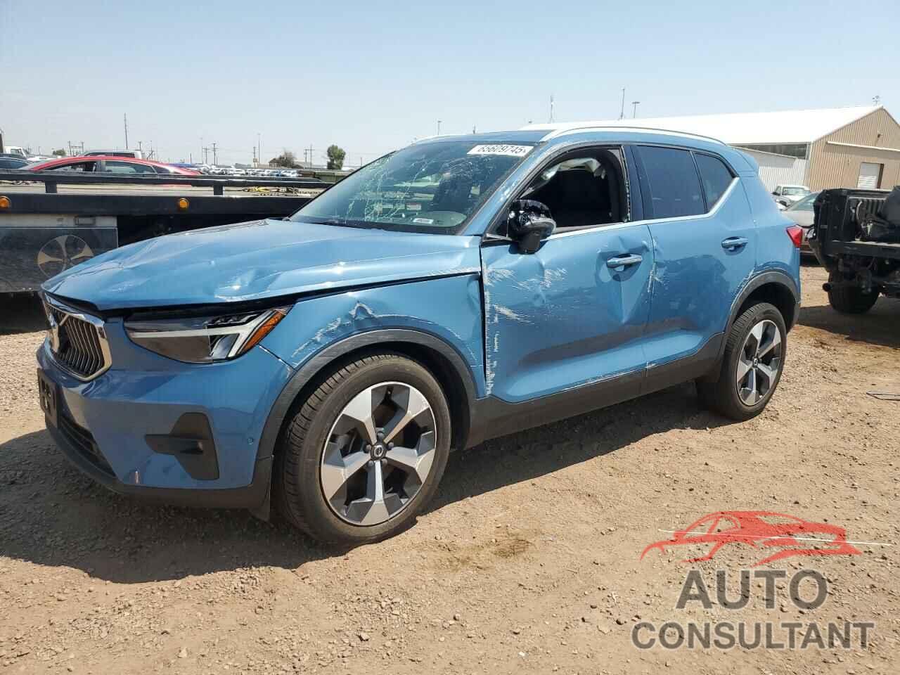 VOLVO XC40 PLUS 2023 - YV4L12UN1P2937317