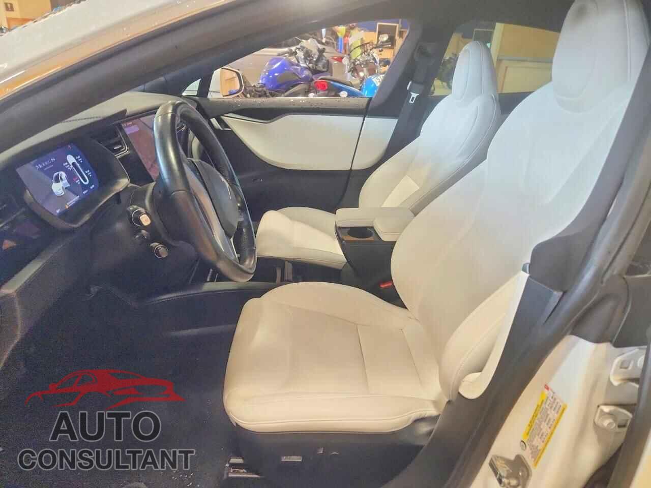 TESLA MODEL S 2020 - 5YJSA1E23LF414188
