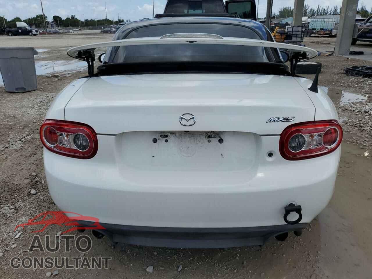 MAZDA MX5 2014 - JM1NC2MF1E0236686
