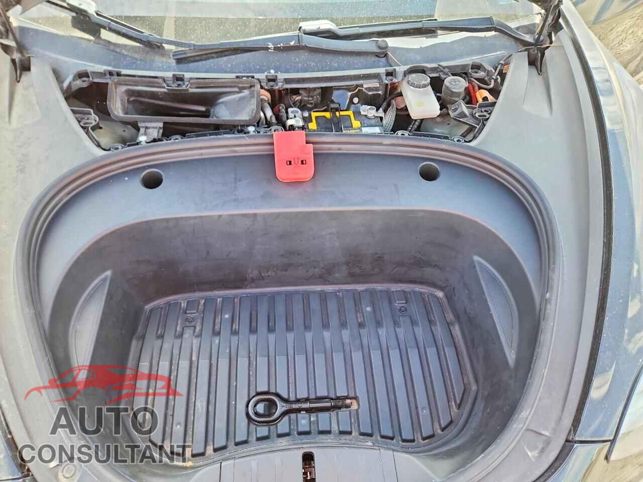 TESLA MODEL 3 2021 - 5YJ3E1EBXMF064004