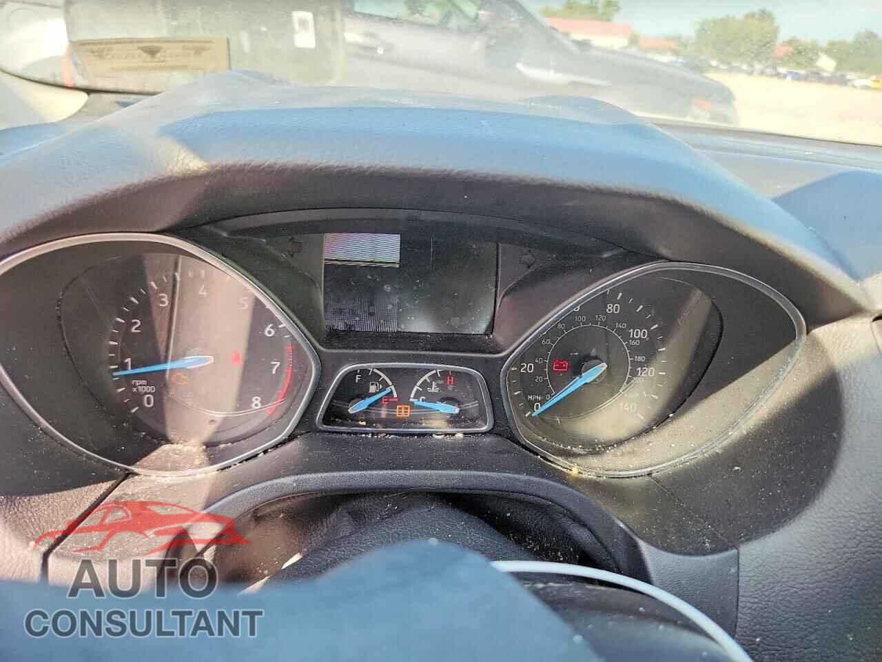 FORD FOCUS 2018 - 1FADP3F22JL267377
