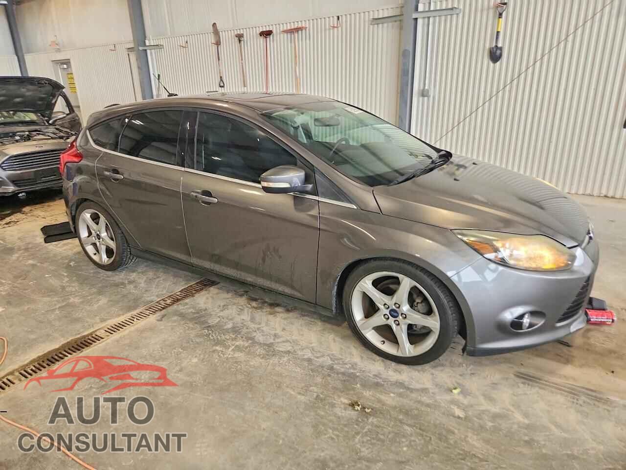 FORD FOCUS 2014 - 1FADP3N27EL149770