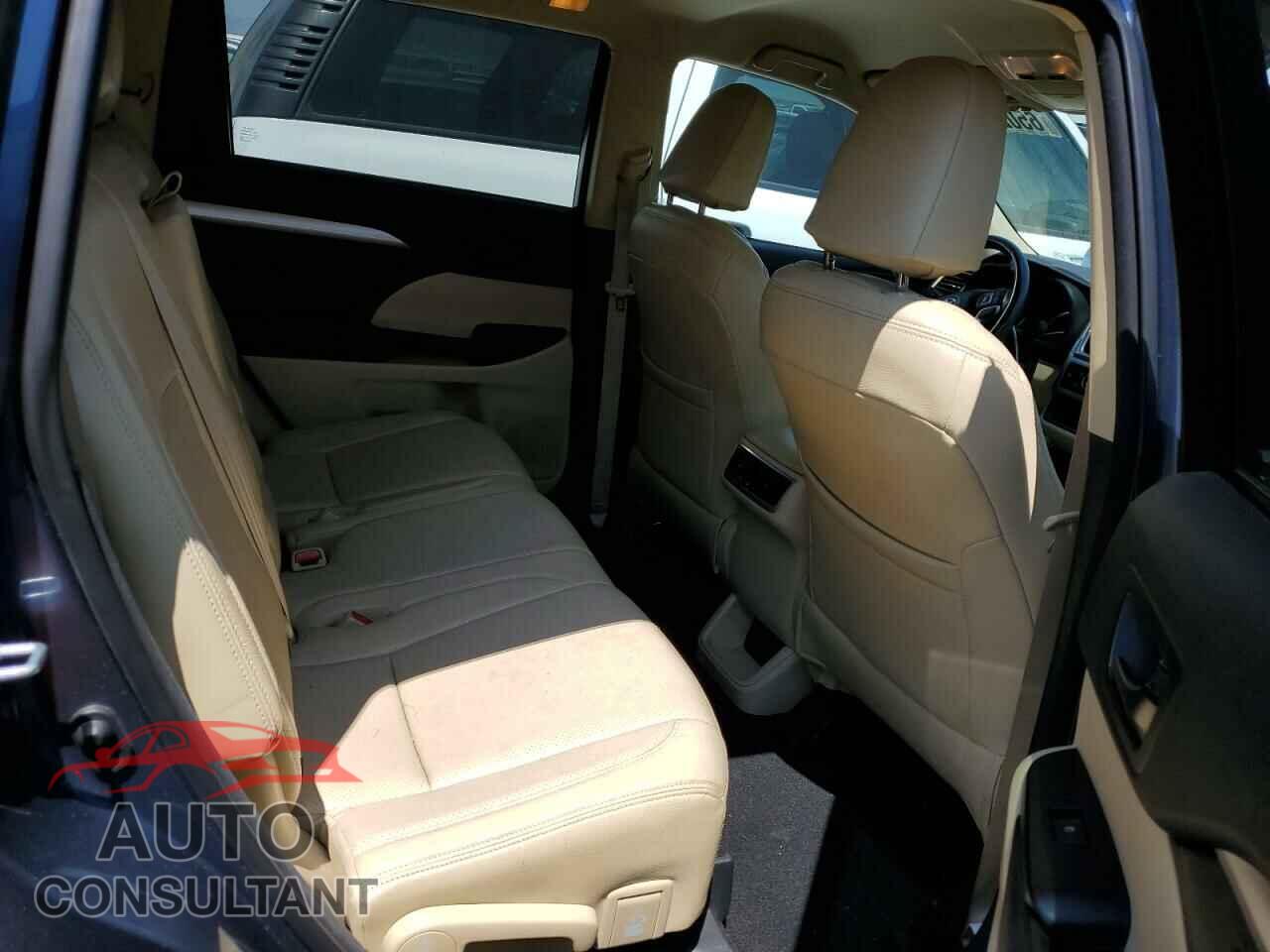 TOYOTA HIGHLANDER 2016 - 5TDBKRFH5GS354916