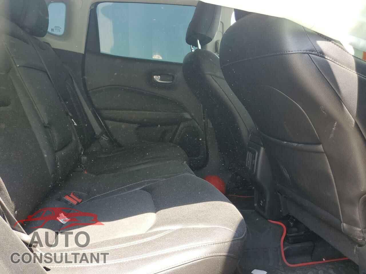 JEEP COMPASS 2017 - 3C4NJDBB6HT624246