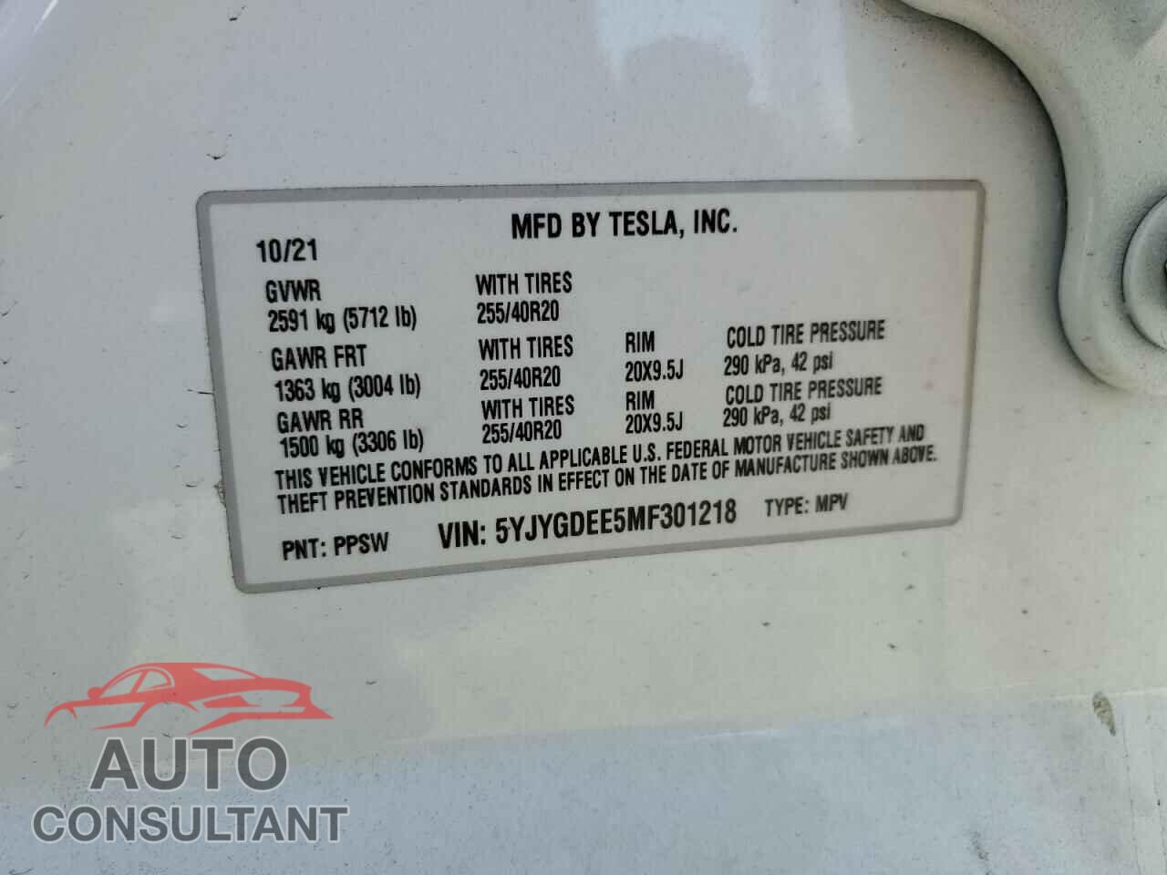 TESLA MODEL Y 2021 - 5YJYGDEE5MF301218