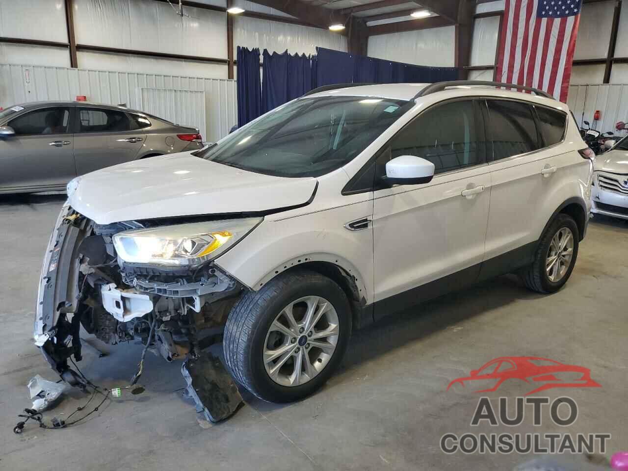 FORD ESCAPE 2017 - 1FMCU0GD6HUC31673