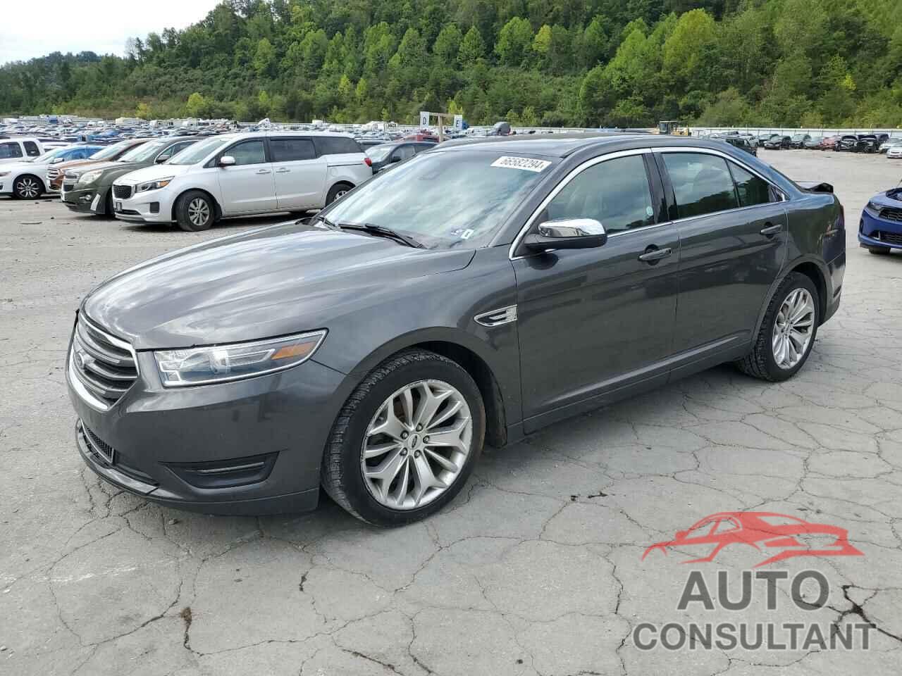 FORD TAURUS 2018 - 1FAHP2F83JG109431