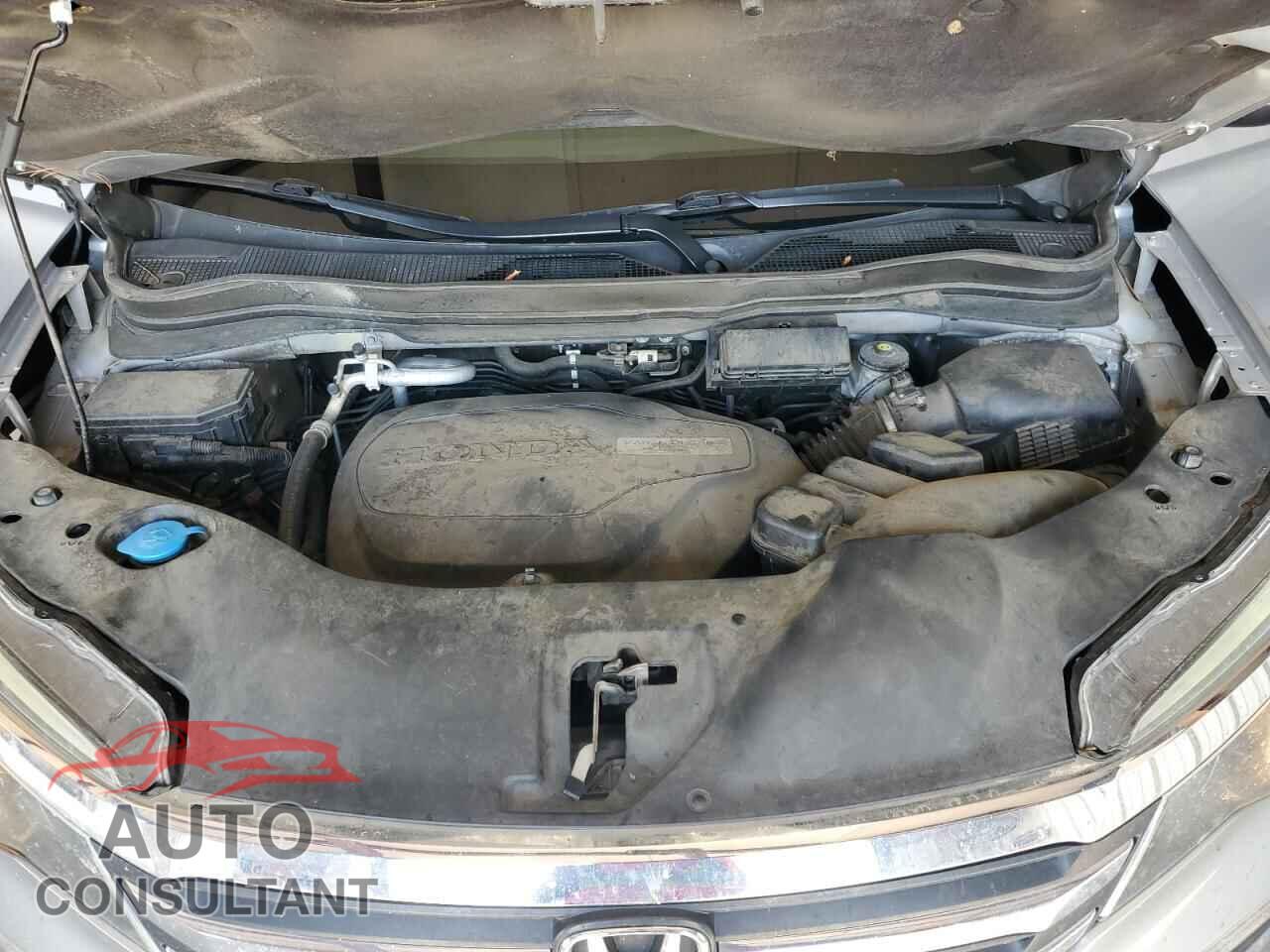 HONDA PILOT 2017 - 5FNYF6H58HB091178