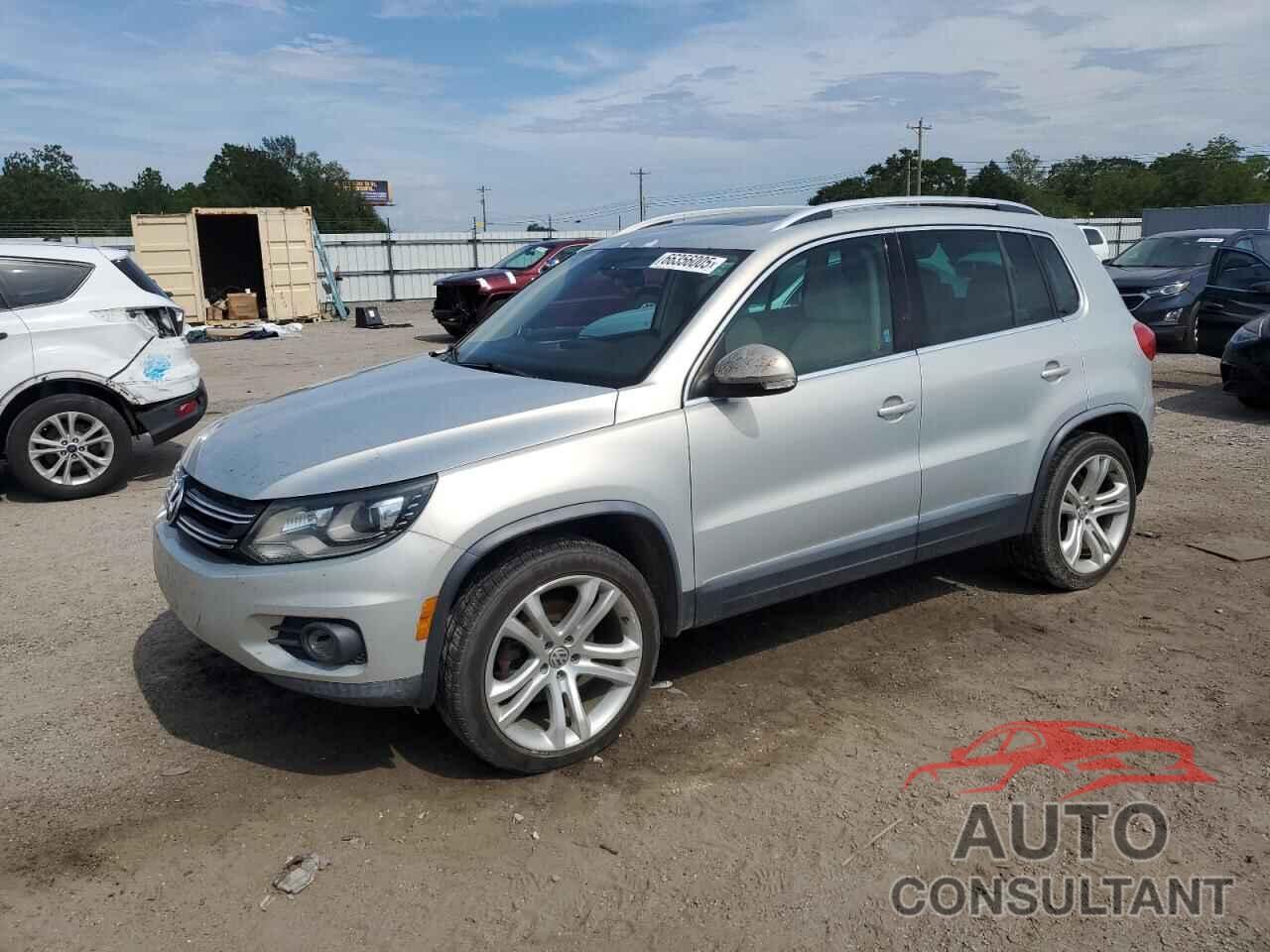 VOLKSWAGEN TIGUAN 2013 - WVGAV3AX5DW559383