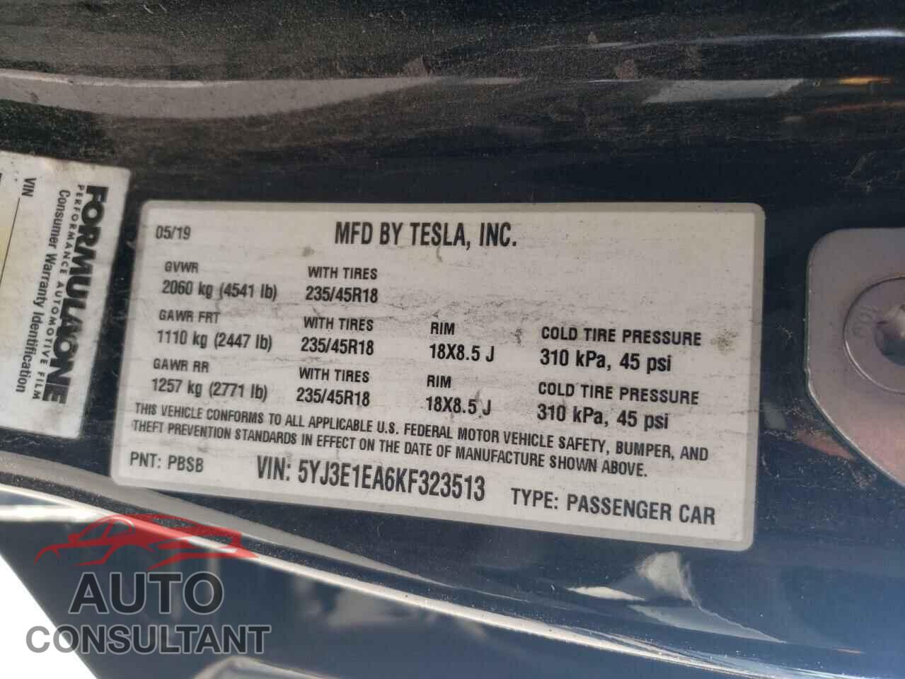 TESLA MODEL 3 2019 - 5YJ3E1EA6KF323513