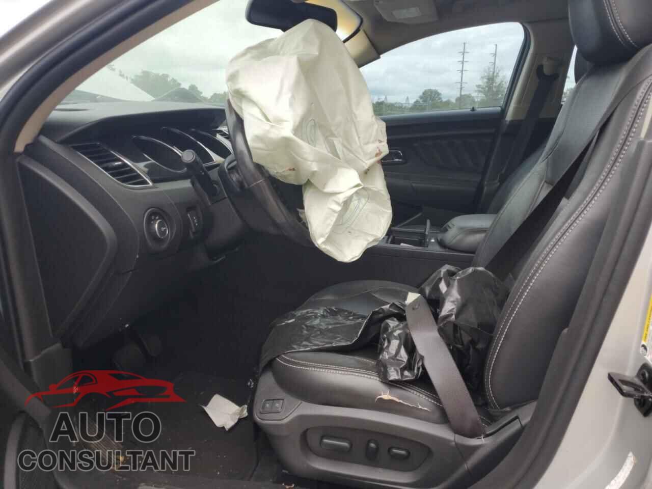 FORD TAURUS 2011 - 1FAHP2FW1BG155663