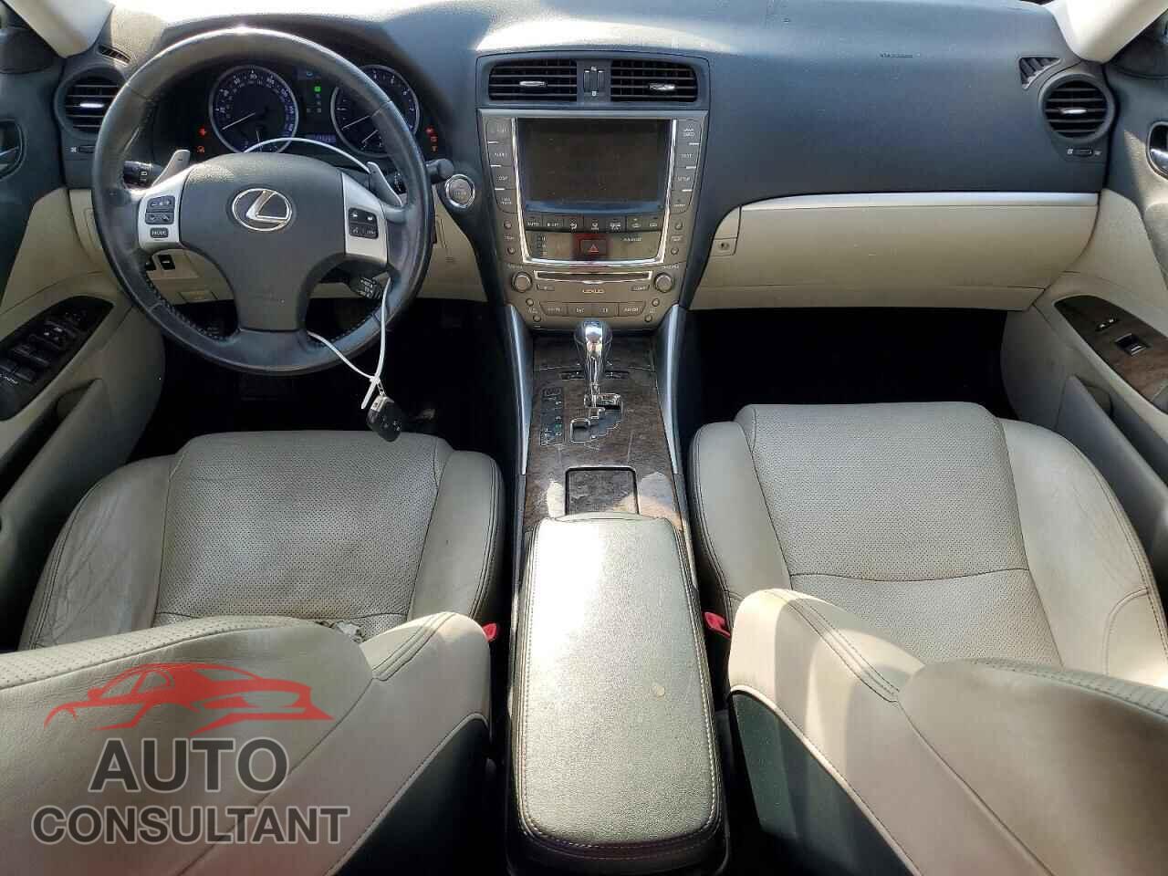 LEXUS IS 2011 - JTHBF5C28B5154283