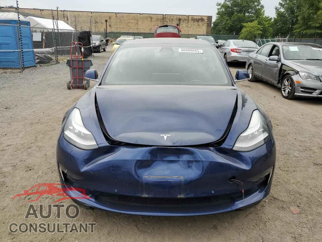 TESLA MODEL 3 2019 - 5YJ3E1EA9KF190469