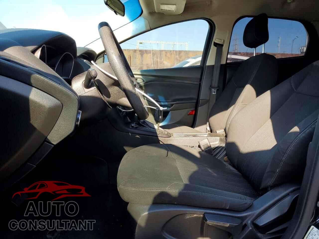 FORD FOCUS 2016 - 1FADP3E25GL362333