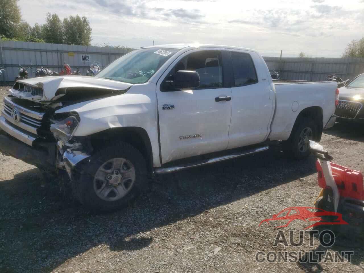 TOYOTA TUNDRA 2016 - 5TFUY5F13GX490779