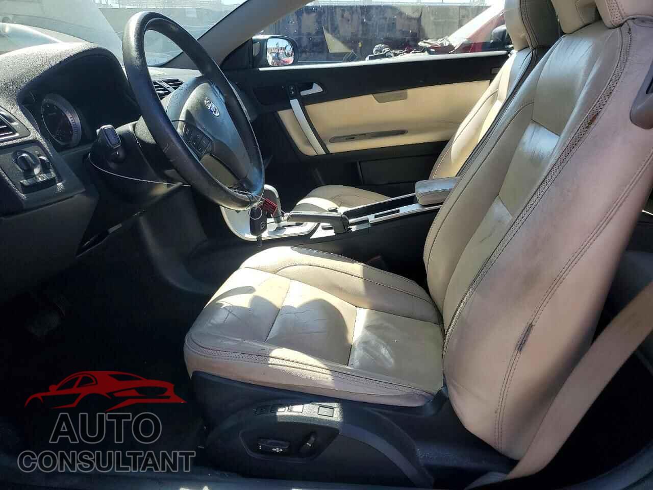 VOLVO C70 2012 - YV1672MC8CJ123740