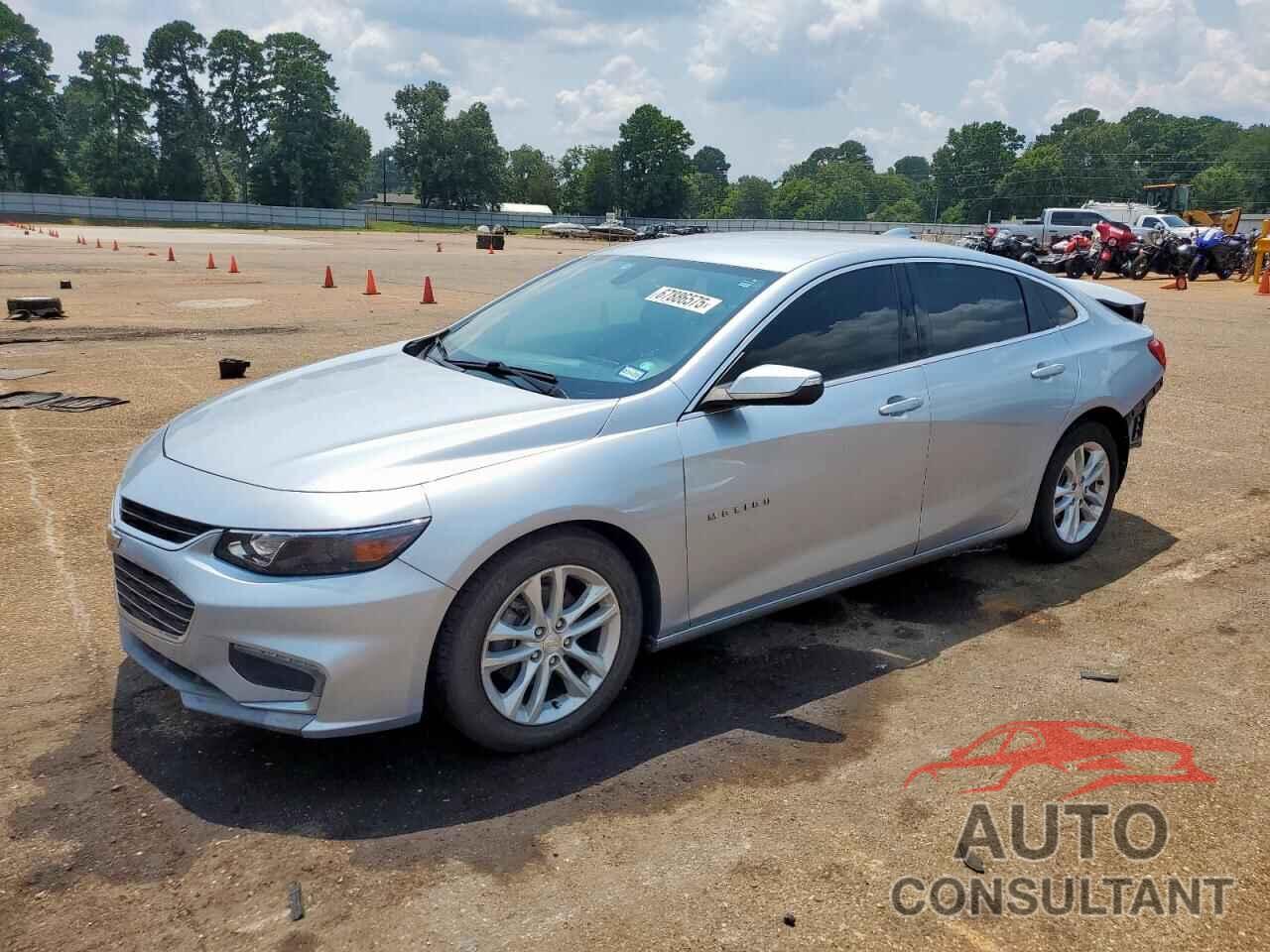 CHEVROLET MALIBU 2018 - 1G1ZD5ST1JF137665