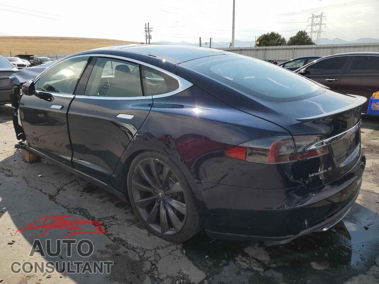 TESLA MODEL S 2013 - 5YJSA1DP4DFP05426