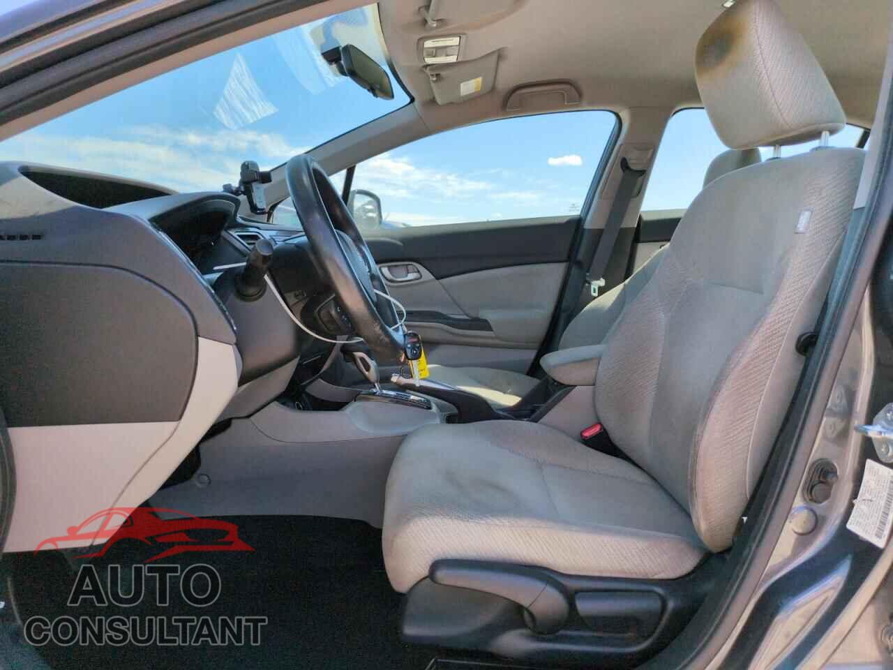 HONDA CIVIC 2013 - 2HGFB2F68DH539643