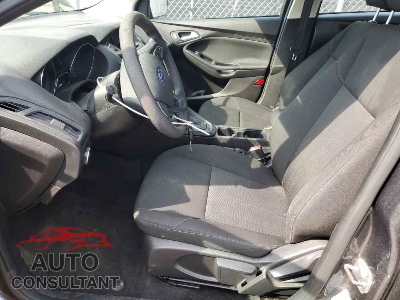 FORD FOCUS 2017 - 1FADP3F29HL264258