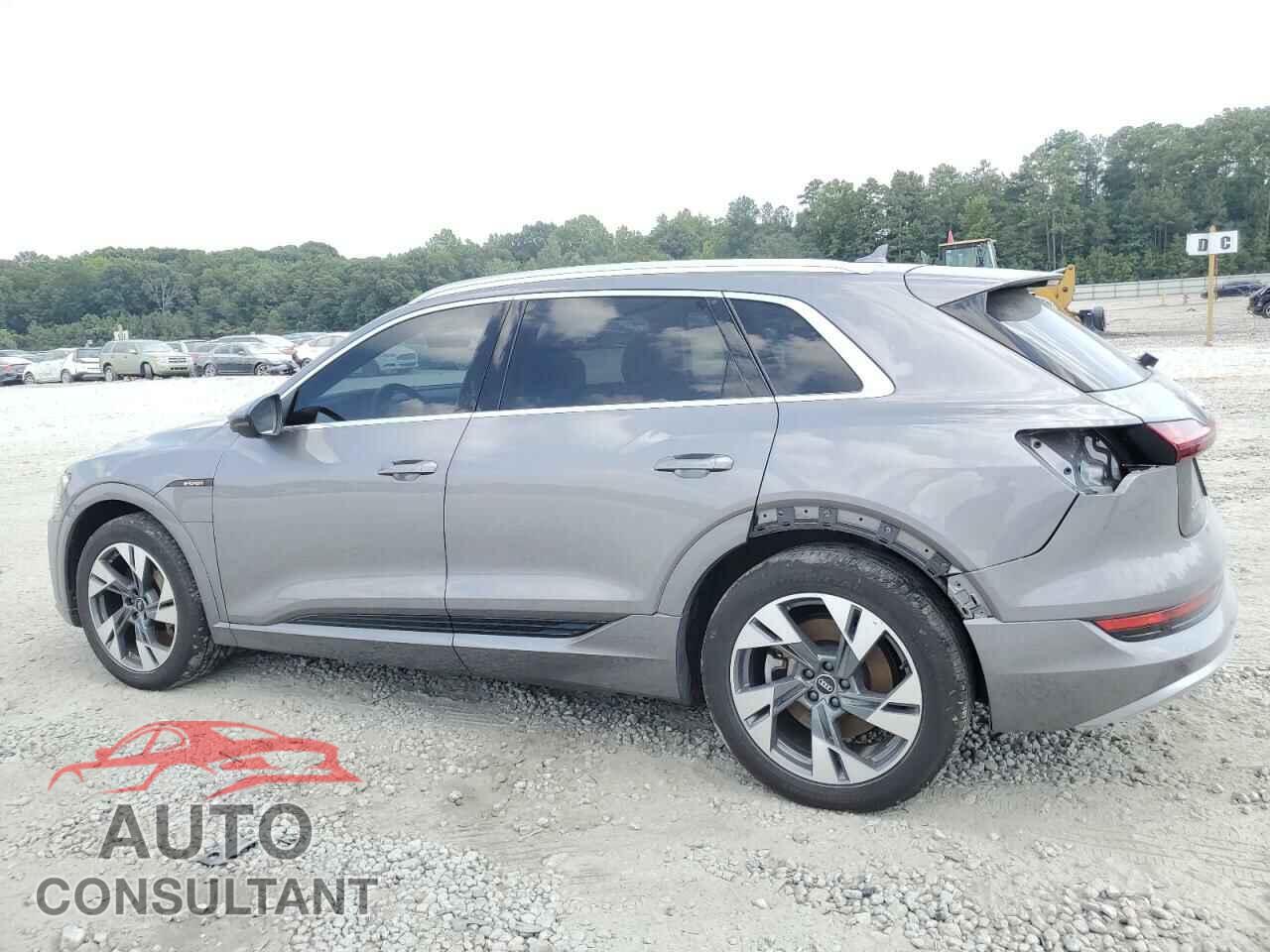 AUDI E-TRON 2021 - WA1AAAGE7MB026088