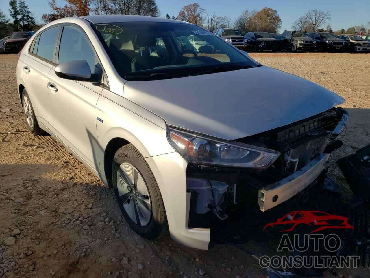 HYUNDAI IONIQ 2018 - KMHC65LC3JU073111