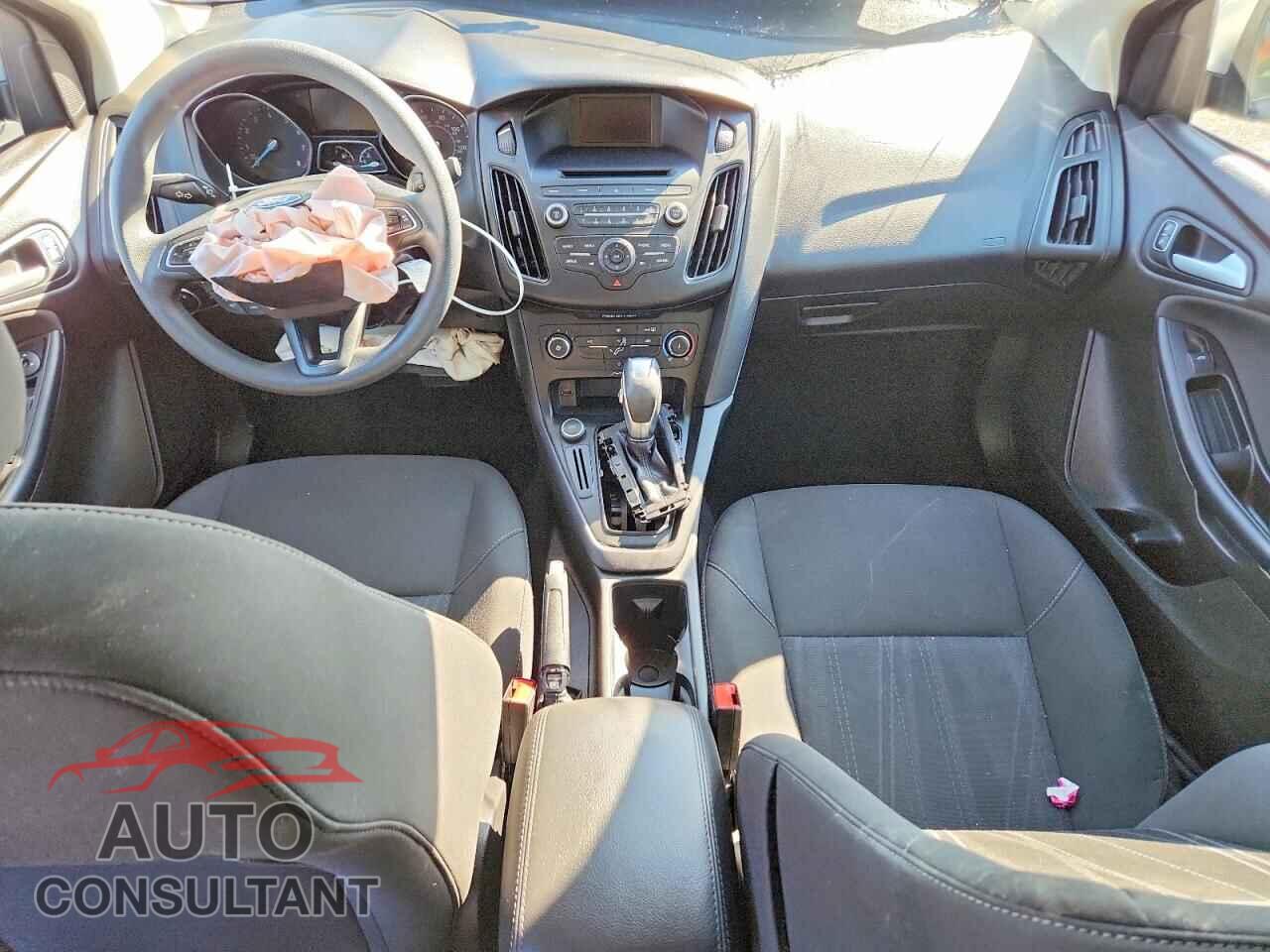 FORD FOCUS 2016 - 1FADP3F21GL248361