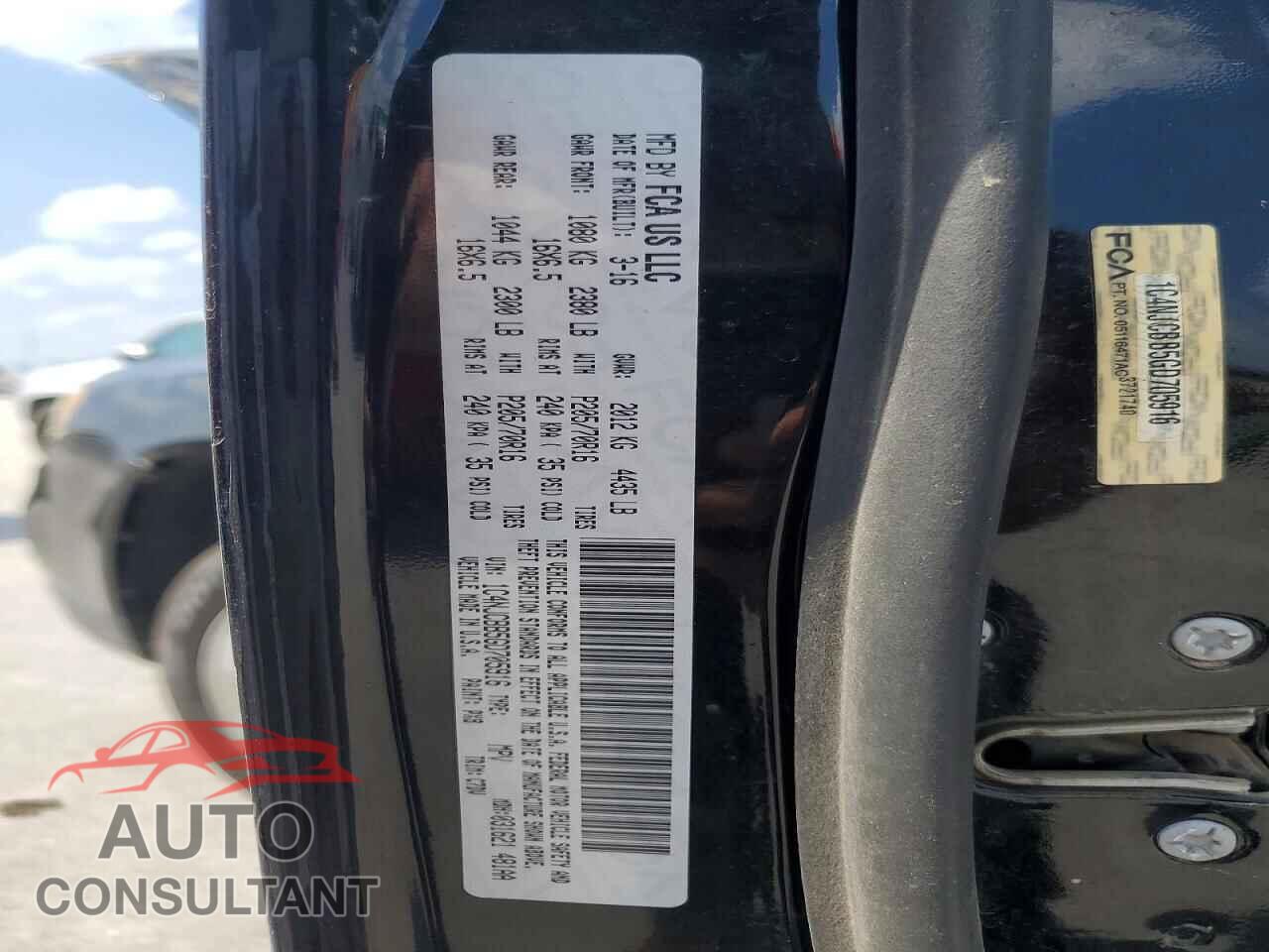 JEEP COMPASS 2016 - 1C4NJCBB5GD705916