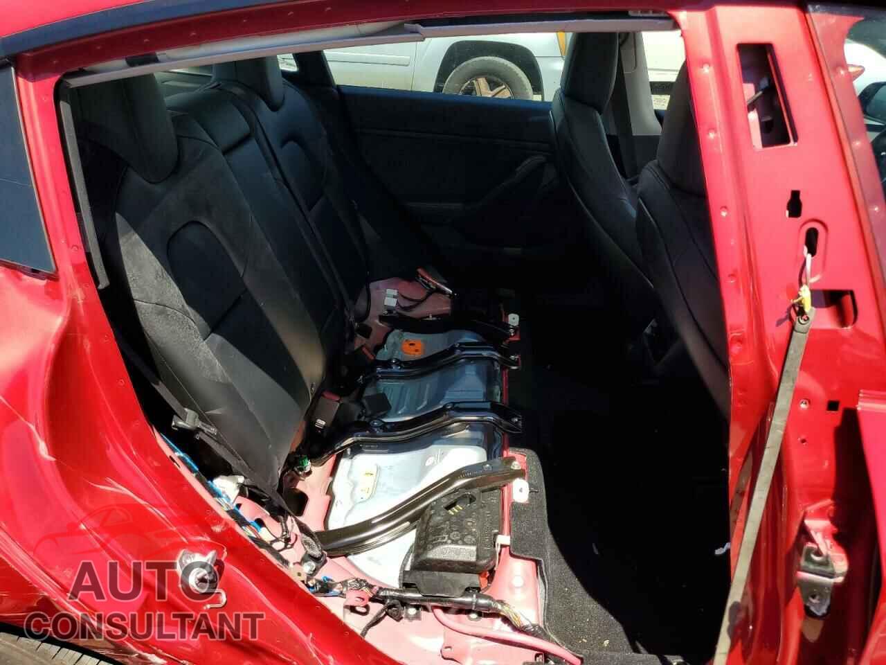 TESLA MODEL 3 2021 - 5YJ3E1EB5MF877119