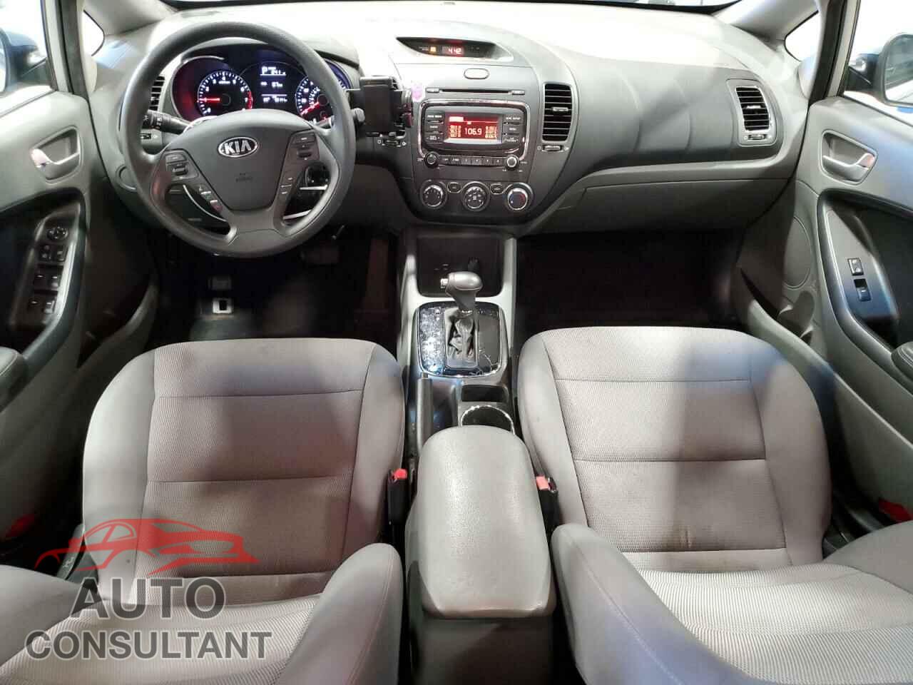 KIA FORTE 2017 - 3KPFK4A71HE033681