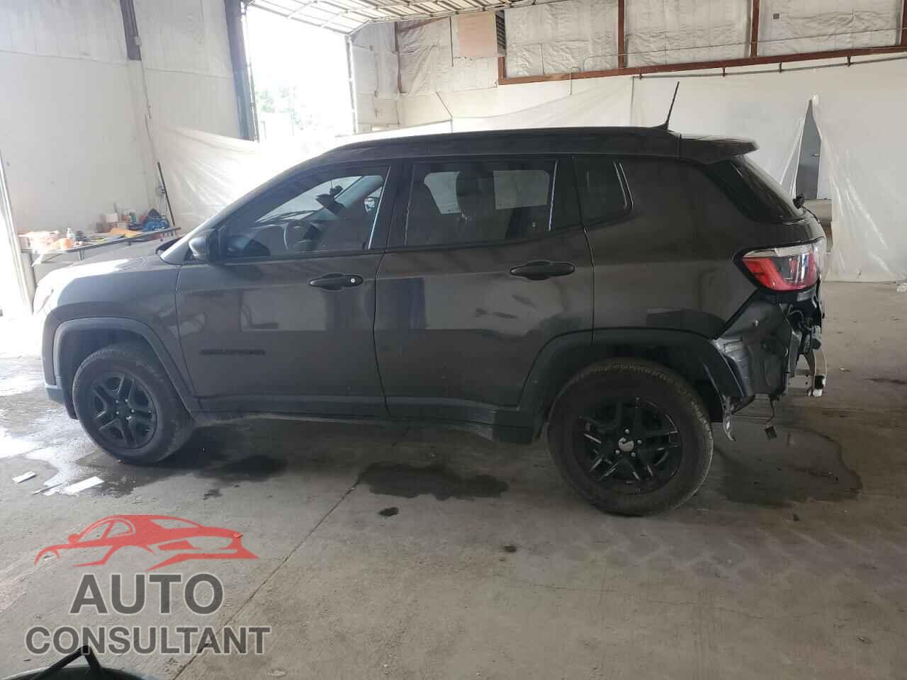 JEEP COMPASS 2018 - 3C4NJDAB6JT107925