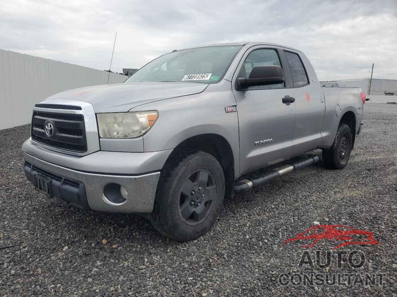 TOYOTA TUNDRA 2011 - 5TFUY5F13BX197957