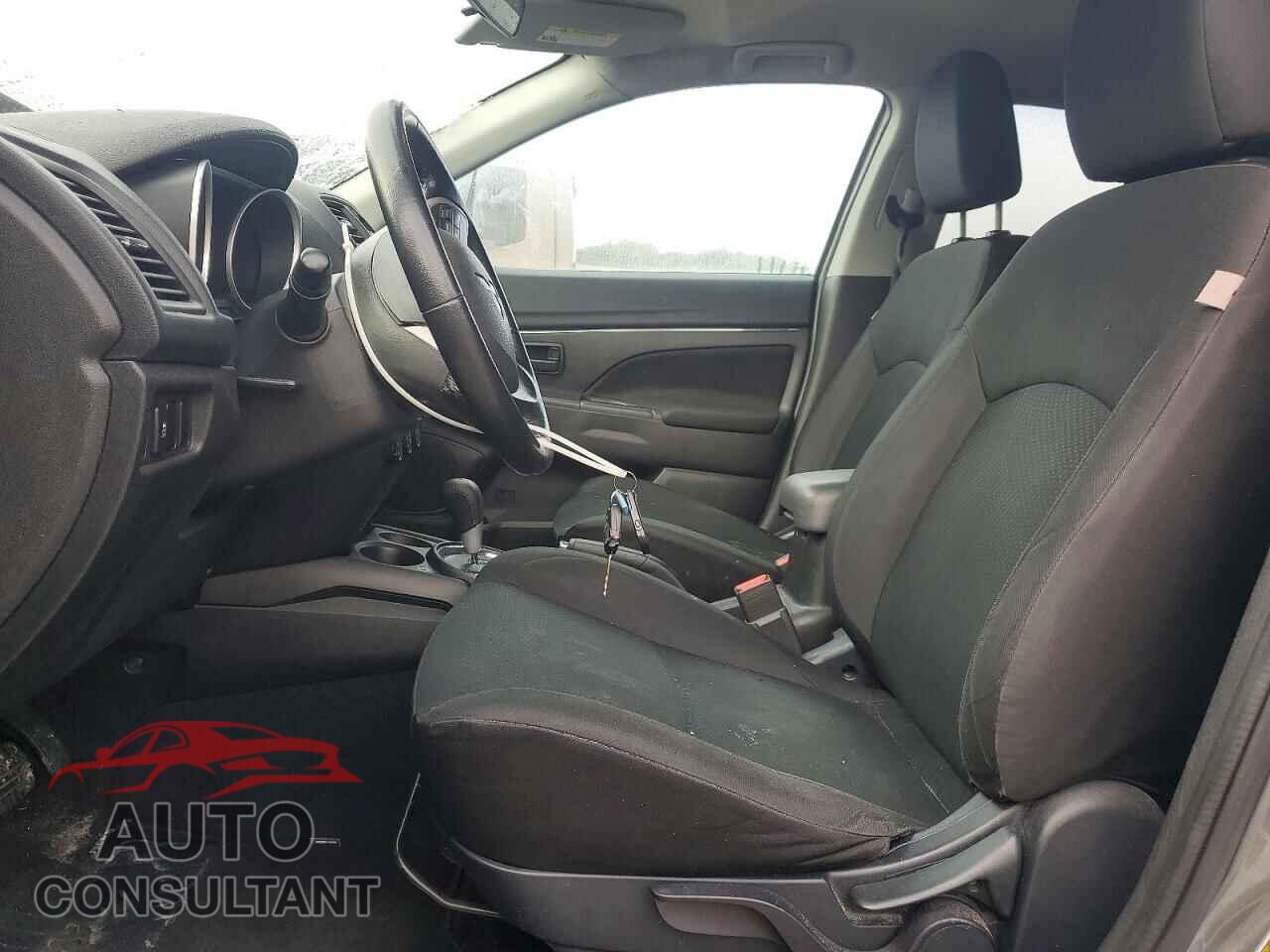 MITSUBISHI OUTLANDER 2015 - 4A4AR3AUXFE031869