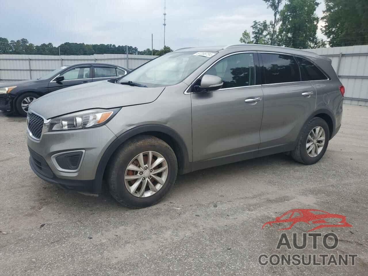 KIA SORENTO 2018 - 5XYPG4A54JG389037