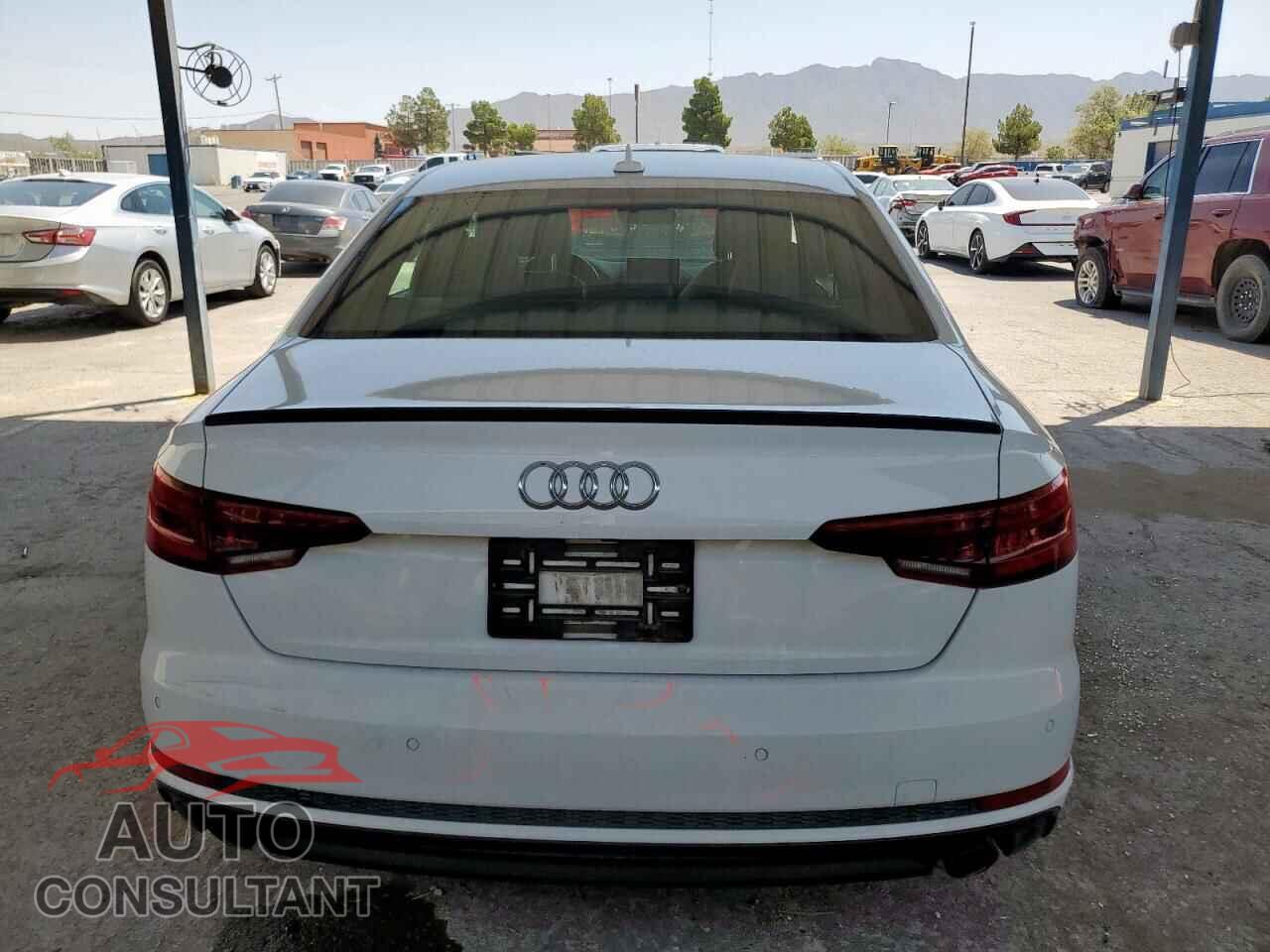 AUDI A4 2018 - WAUENAF43JA144643