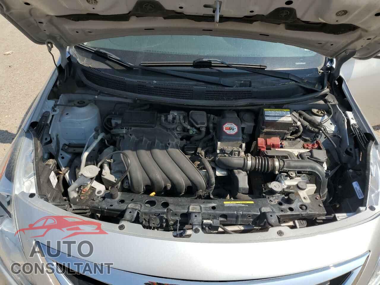NISSAN VERSA 2019 - 3N1CN7AP3KL810430