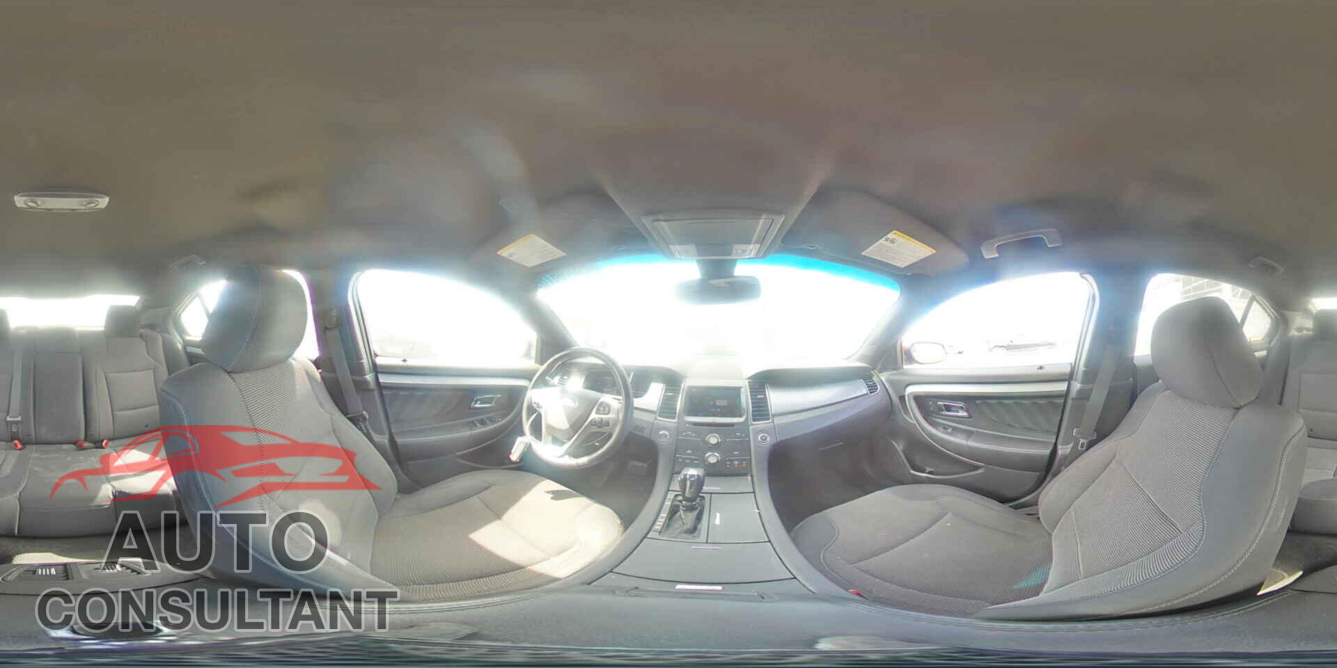 FORD TAURUS 2017 - 1FAHP2E88HG132182
