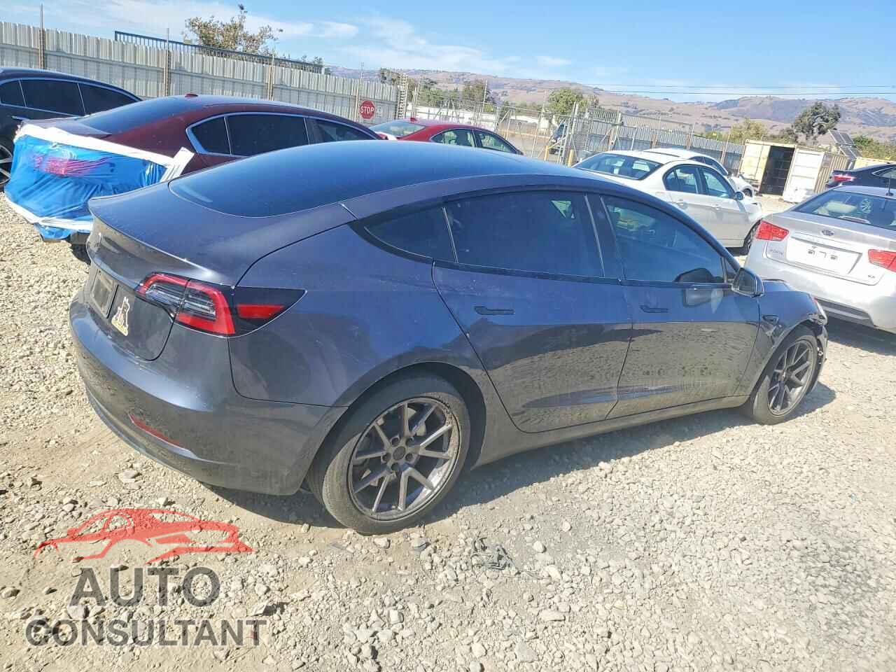 TESLA MODEL 3 2023 - 5YJ3E1EA8PF645769