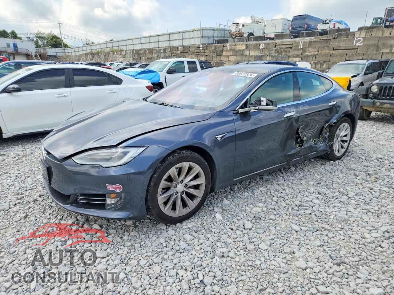TESLA MODEL S 2018 - 5YJSA1E21JF289186