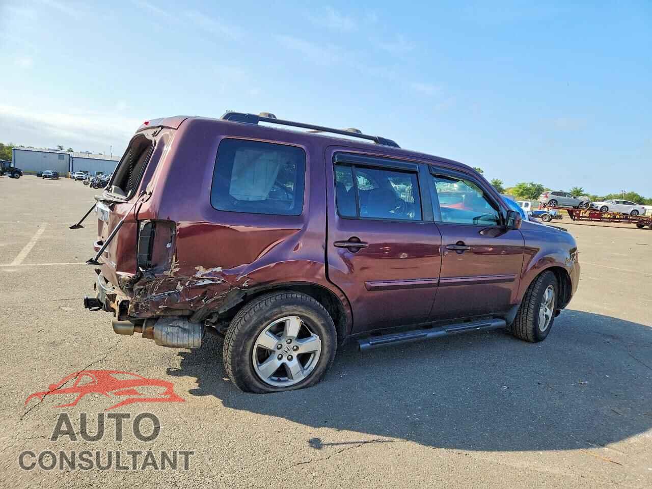 HONDA PILOT 2011 - 5FNYF4H68BB046956