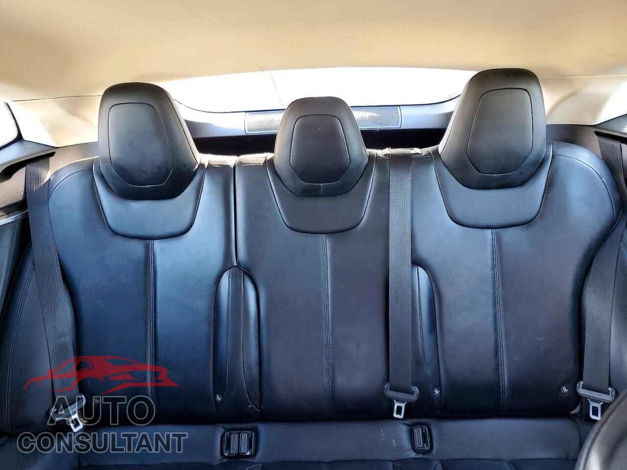 TESLA MODEL S 2014 - 5YJSA1H16EFP66588