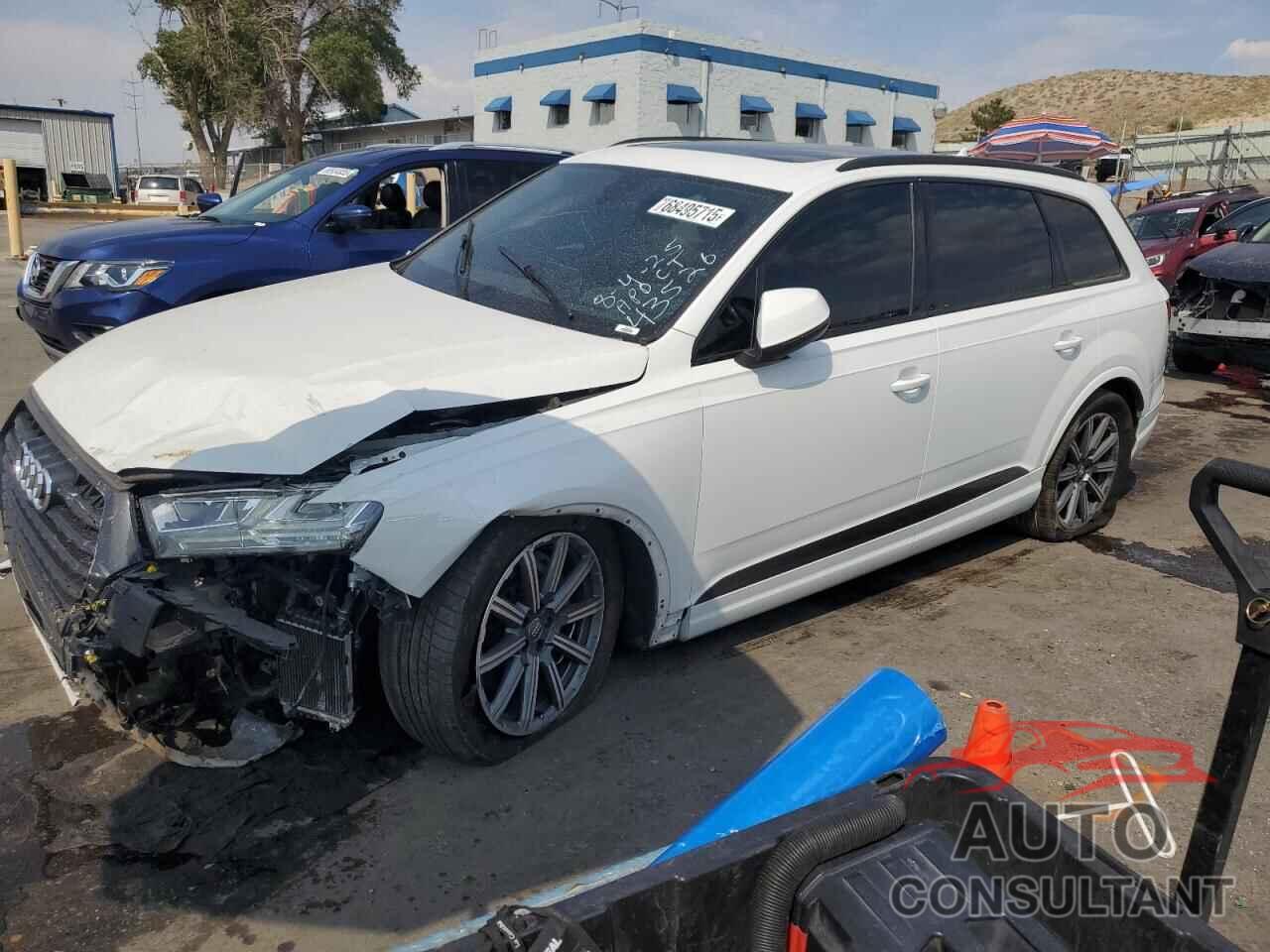 AUDI Q7 2019 - WA1VAAF7XKD035275