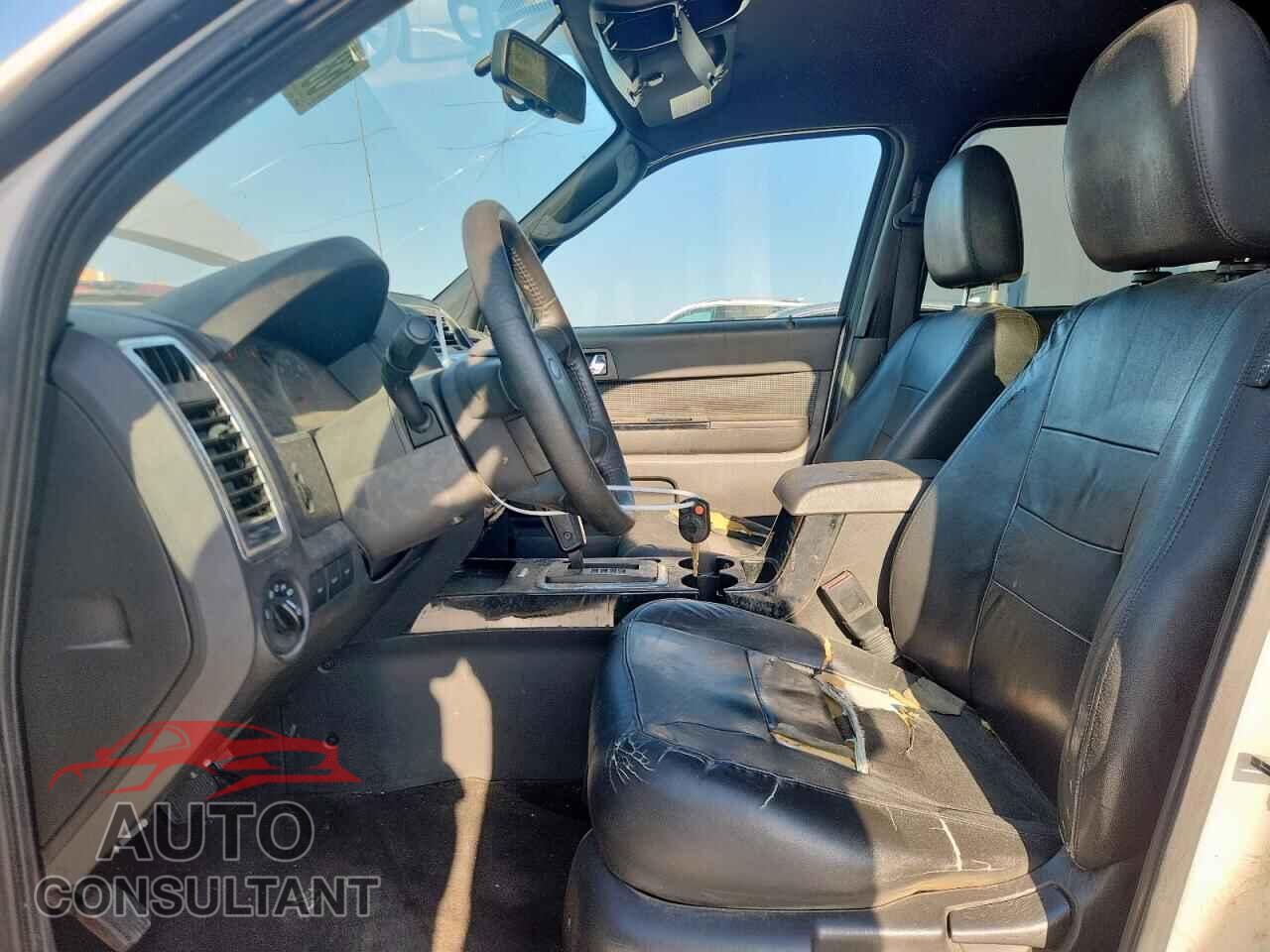 FORD ESCAPE 2010 - 1FMCU0EG4AKD34962