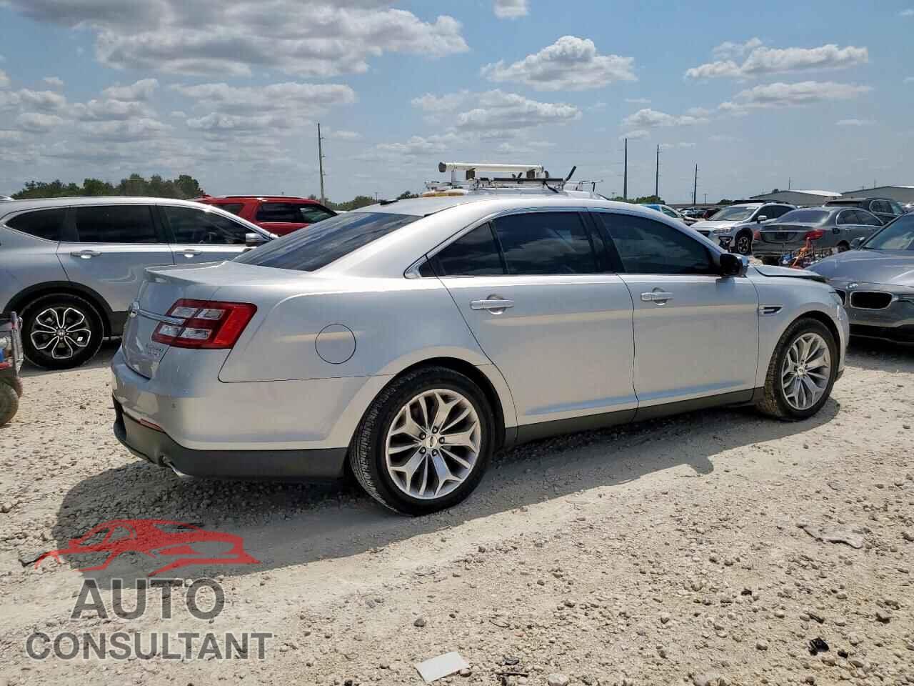 FORD TAURUS 2015 - 1FAHP2F82FG146865