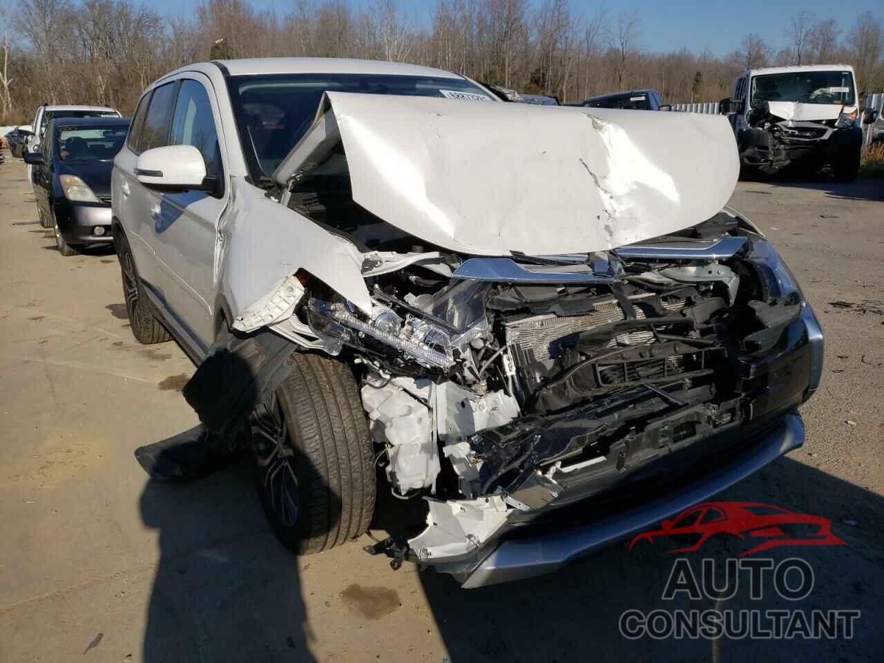 MITSUBISHI OUTLANDER 2018 - JA4AZ3A35JZ023933