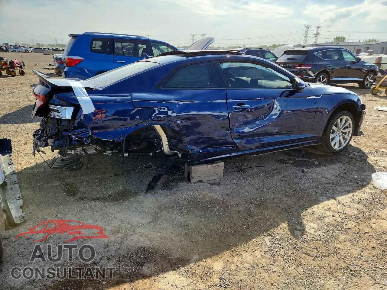 AUDI A5 2018 - WAUPNAF53JA008370