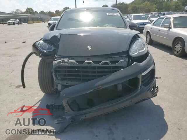 PORSCHE CAYENNE 2016 - WP1AA2A25GLA02637